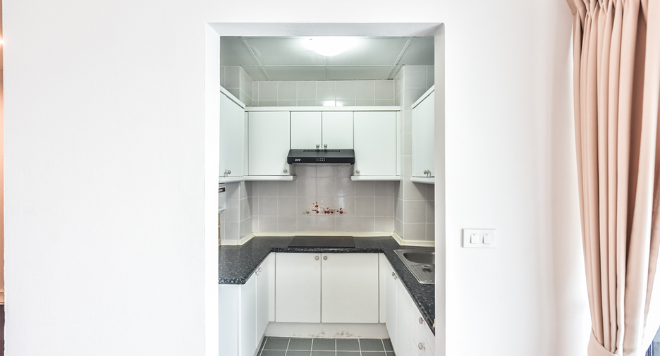 For sale 1 Beds condo in Ratchathewi, Bangkok