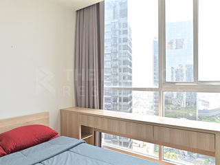 For sale 2 bedrooms condo in Huai Khwang, Bangkok