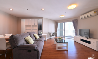 À vendre 2 chambres condo à Huai Khwang, Bangkok