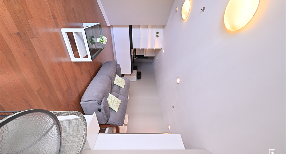For sale 2 bedrooms condo in Huai Khwang, Bangkok