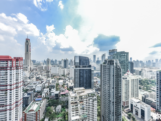 For sale 1 bed condo in Ratchathewi, Bangkok