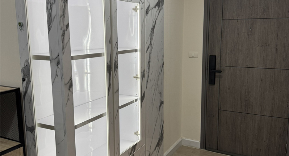 For sale 2 ベッドルーム condo in Phaya Thai, Bangkok