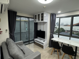 For sale 2 bedrooms condo in Phaya Thai, Bangkok