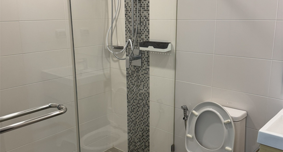 For sale 2 ベッドルーム condo in Phaya Thai, Bangkok