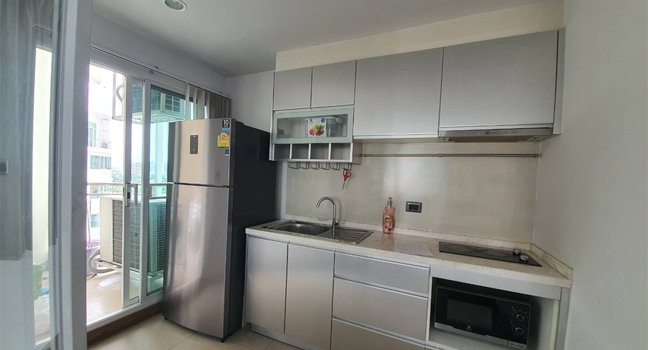 Condo en venta de 3 habitaciones en Huai Khwang, Bangkok