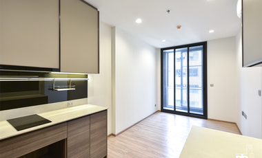 For sale 1 bed condo in Phaya Thai, Bangkok