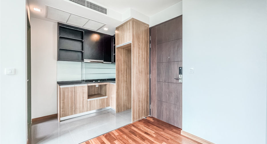À vendre 1 chambre condo à Pathum Wan, Bangkok