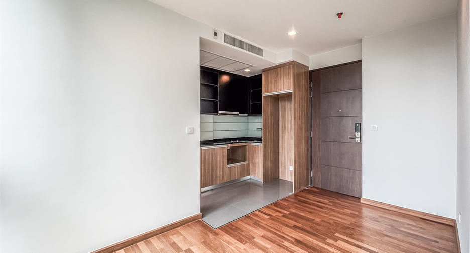À vendre 1 chambre condo à Pathum Wan, Bangkok