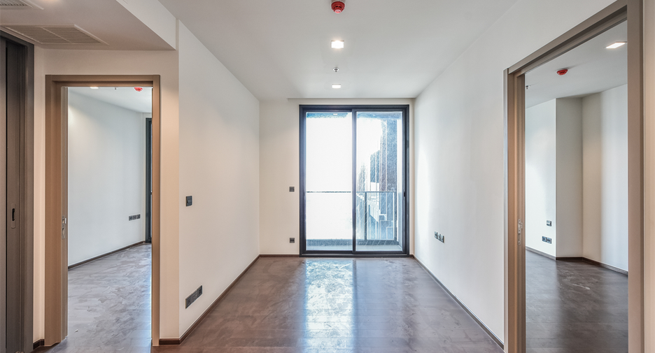 For sale 2 ベッドルーム condo in Pathum Wan, Bangkok