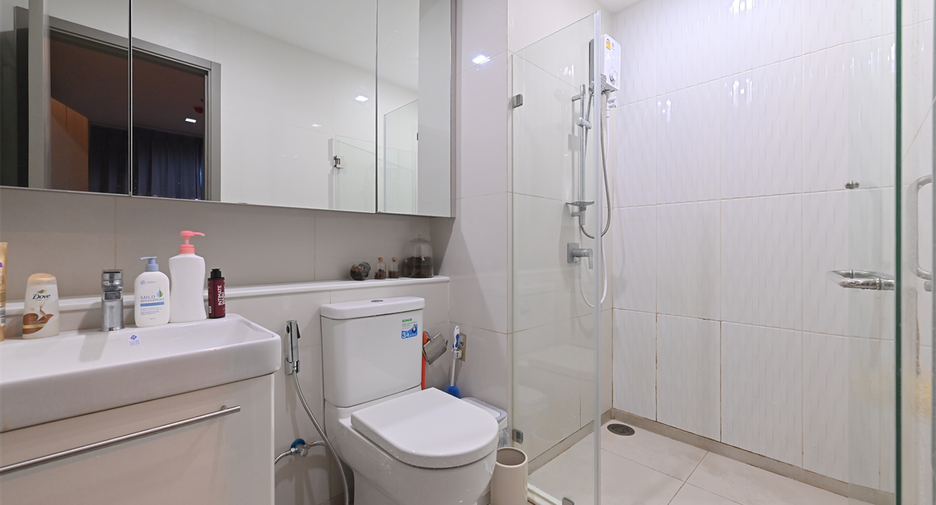 Condo en venta de 1 habitaciones en Huai Khwang, Bangkok