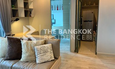 À vendre 2 chambres condo à Huai Khwang, Bangkok