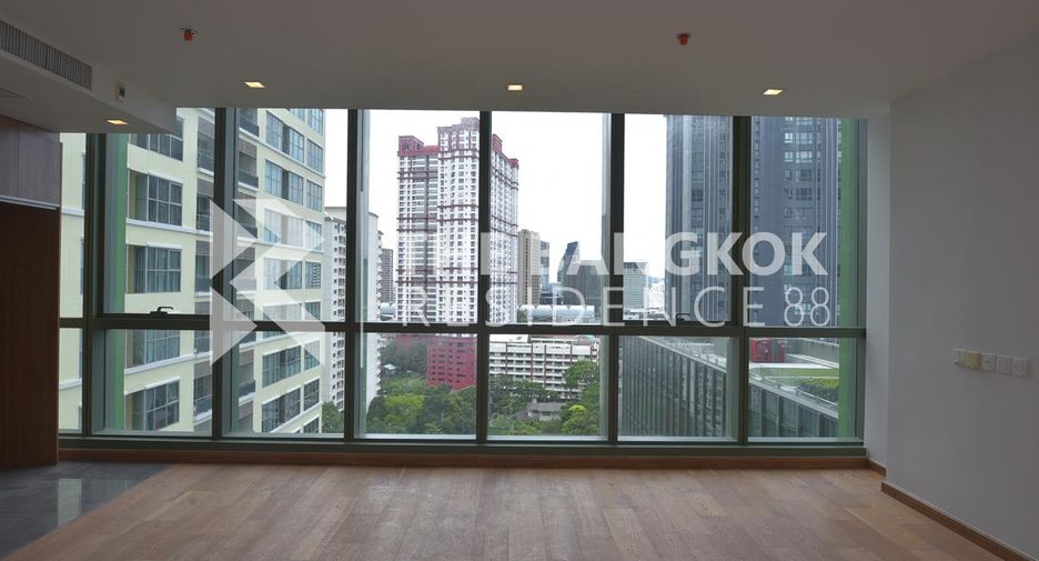 For sale 2 bedrooms condo in Pathum Wan, Bangkok