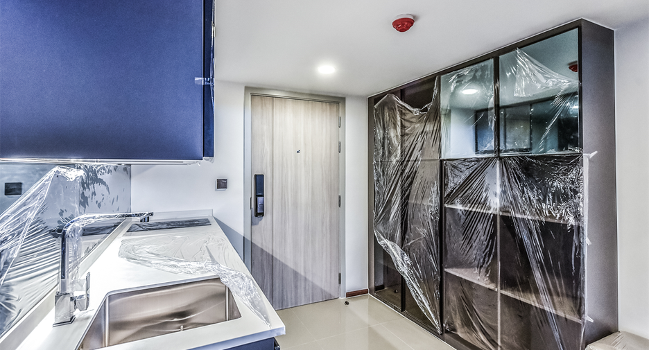 À vendre 2 chambres condo à Bang Rak, Bangkok