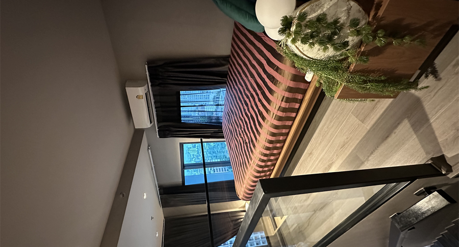 For sale 2 bedrooms condo in Phaya Thai, Bangkok