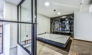 For sale 2 bedrooms condo in Bang Rak, Bangkok
