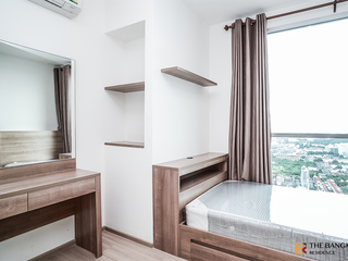 For sale 2 bedrooms condo in Phaya Thai, Bangkok