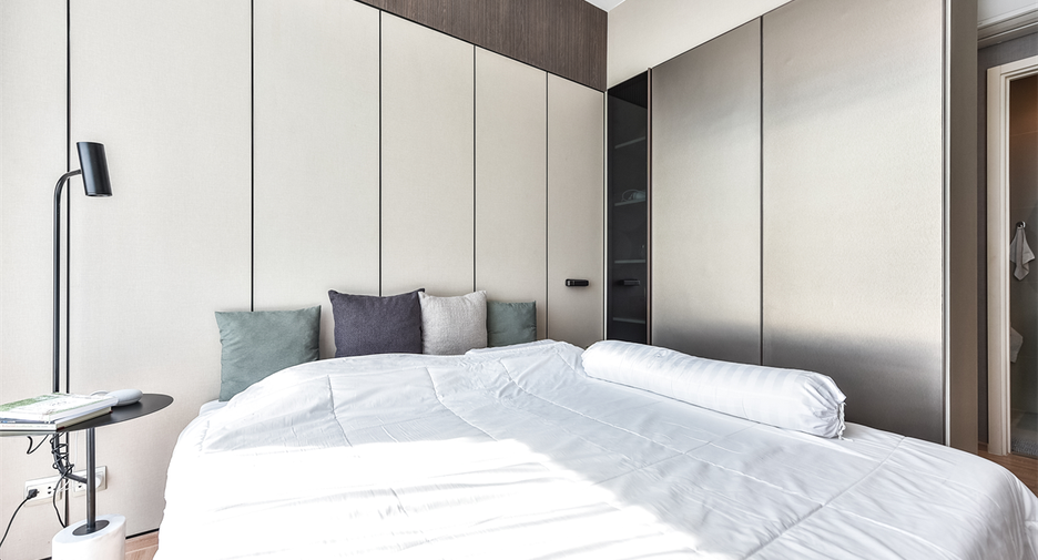 For sale 3 bedrooms condo in Phaya Thai, Bangkok