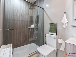 For sale 3 bedrooms condo in Phaya Thai, Bangkok