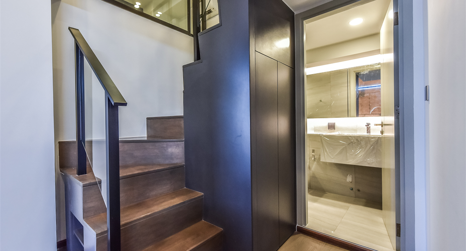 À vendre 2 chambres condo à Bang Rak, Bangkok