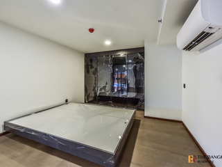 For sale 2 bedrooms condo in Bang Rak, Bangkok