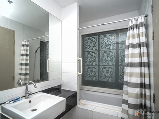 For sale 1 bed condo in Phaya Thai, Bangkok