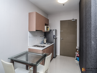 For sale 1 bed condo in Phaya Thai, Bangkok