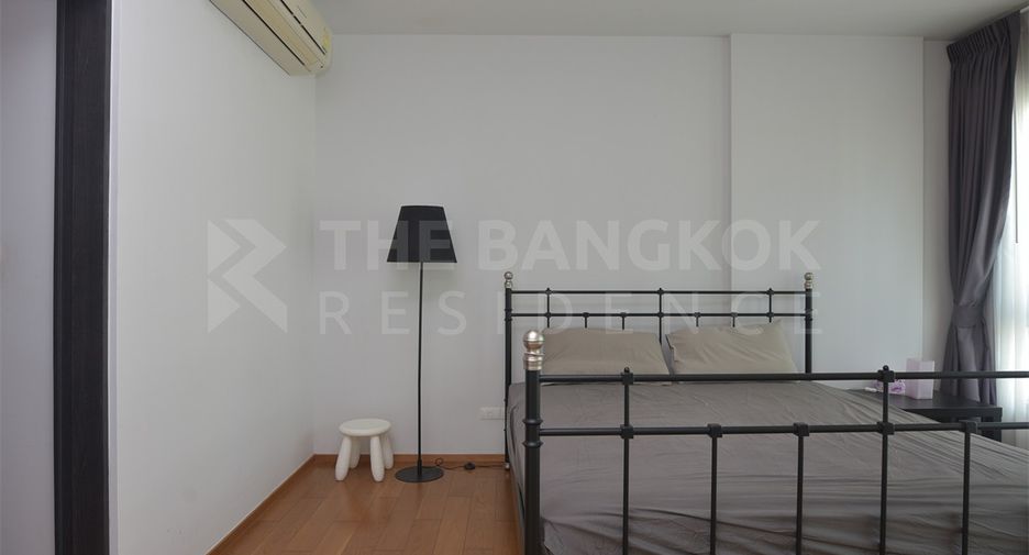 For sale 1 Beds condo in Phaya Thai, Bangkok