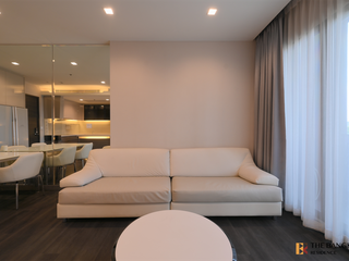 For sale 2 bedrooms condo in Huai Khwang, Bangkok