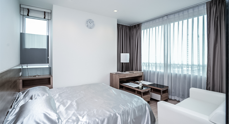 For sale 2 bedrooms condo in Phaya Thai, Bangkok
