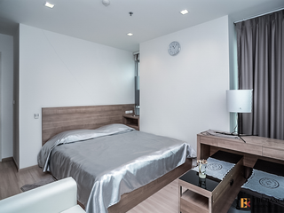 For sale 2 bedrooms condo in Phaya Thai, Bangkok