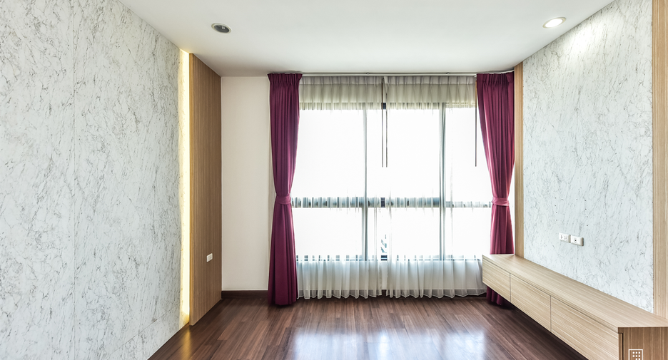 For sale 1 bed condo in Ratchathewi, Bangkok