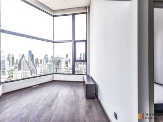 For sale 2 bedrooms condo in Bang Rak, Bangkok