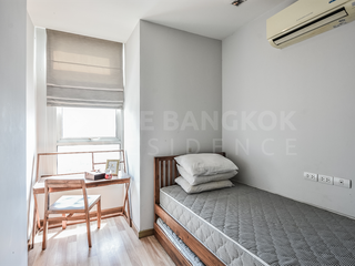 For sale 1 bed condo in Ratchathewi, Bangkok