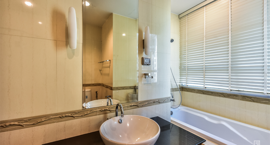 Wohnung zum Kauf mit 3 Zimmer in Pathum Wan, Bangkok