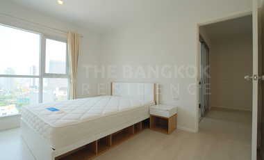 For sale 2 bedrooms condo in Huai Khwang, Bangkok