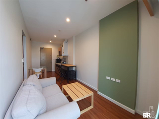For sale 1 bed condo in Phaya Thai, Bangkok