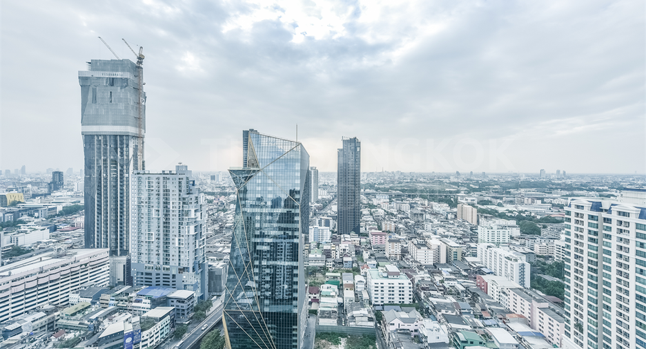 For sale 2 bedrooms condo in Ratchathewi, Bangkok