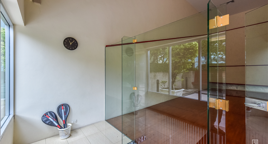 For sale 1 bed condo in Ratchathewi, Bangkok