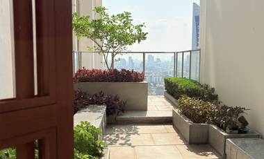 For sale 1 bed condo in Phaya Thai, Bangkok
