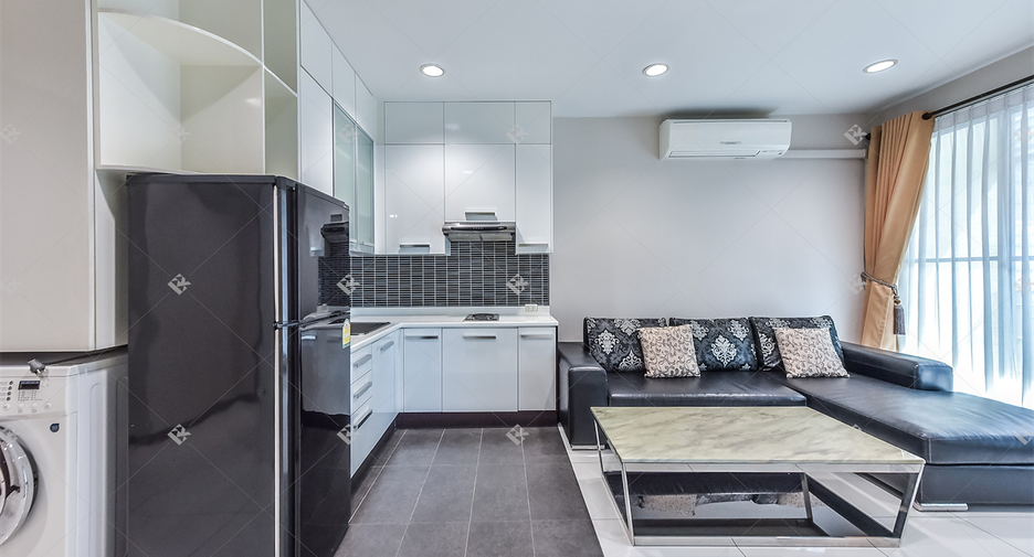 Wohnung zum Kauf mit 2 Zimmer in Pathum Wan, Bangkok