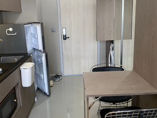 For sale 1 bed condo in Phaya Thai, Bangkok