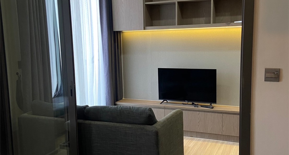 For sale 1 bed condo in Phaya Thai, Bangkok