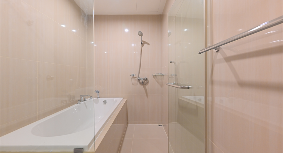 Condo en venta de 2 habitaciones en Watthana, Bangkok
