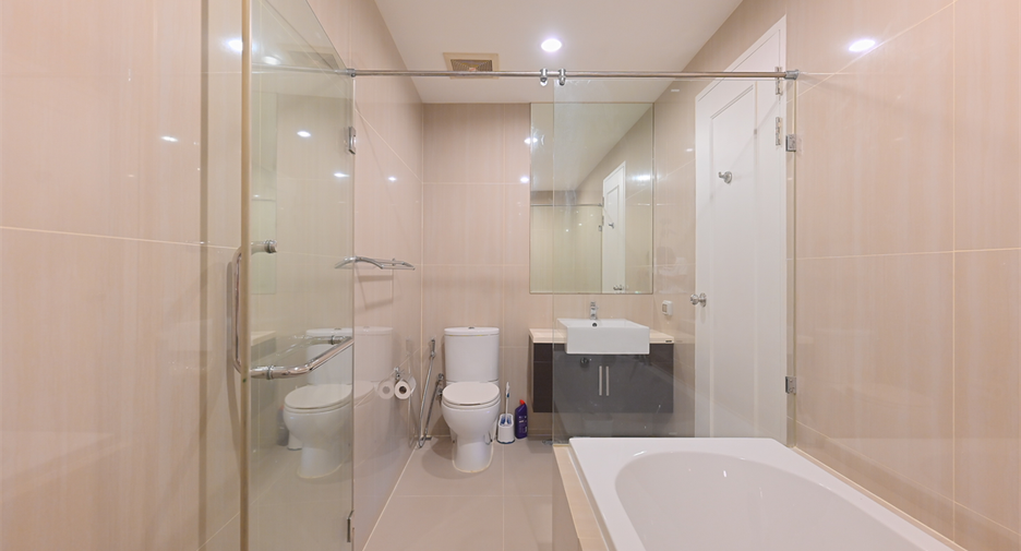Condo en venta de 2 habitaciones en Watthana, Bangkok