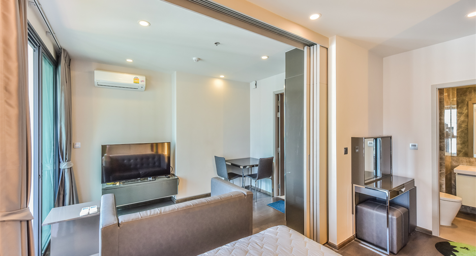 À vendre 1 chambre condo à Pathum Wan, Bangkok