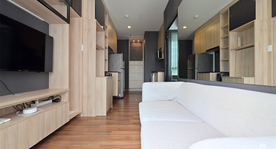 For sale 1 bed condo in Huai Khwang, Bangkok