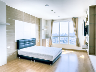 For sale 2 bedrooms condo in Phaya Thai, Bangkok