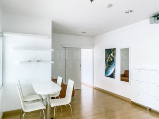 For sale 2 bedrooms condo in Phaya Thai, Bangkok