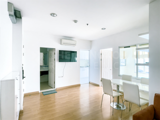 For sale 2 bedrooms condo in Phaya Thai, Bangkok