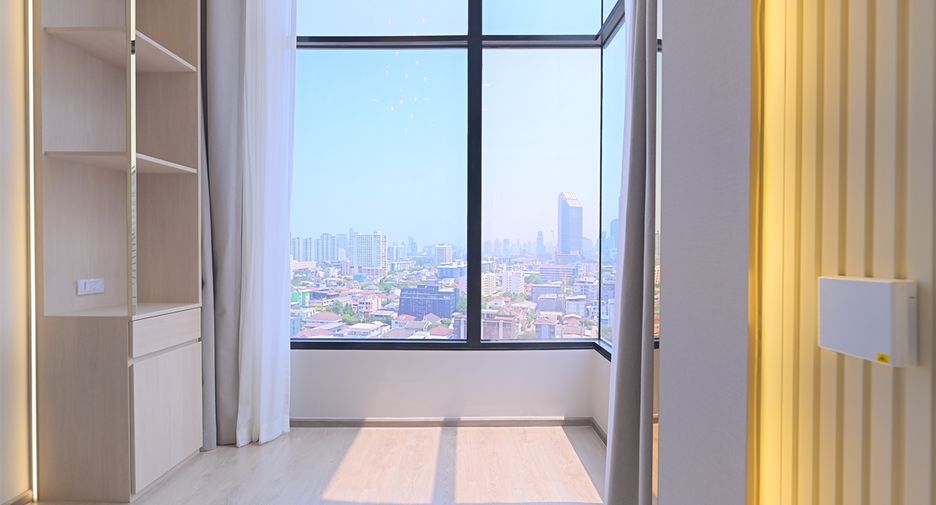 À vendre 1 chambre condo à Huai Khwang, Bangkok